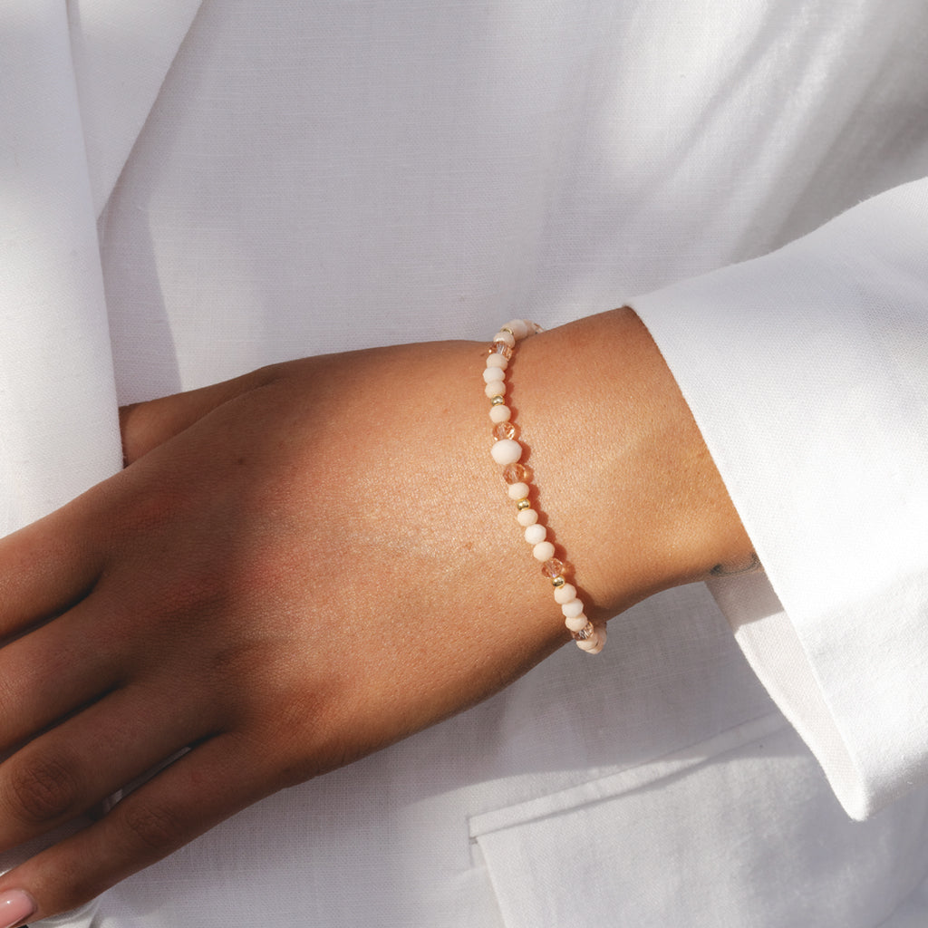 I love you - Orange crystal affirmation bracelet