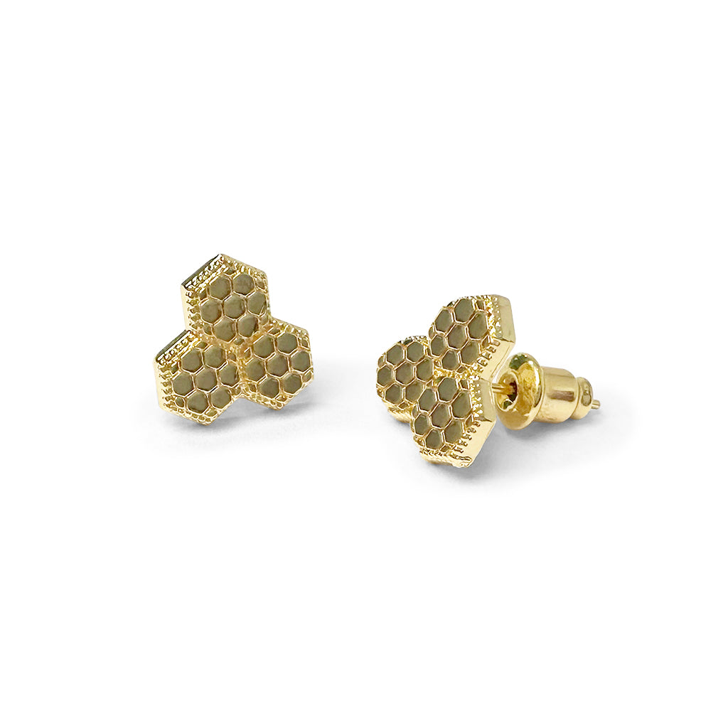 Honeycomb studs in gold