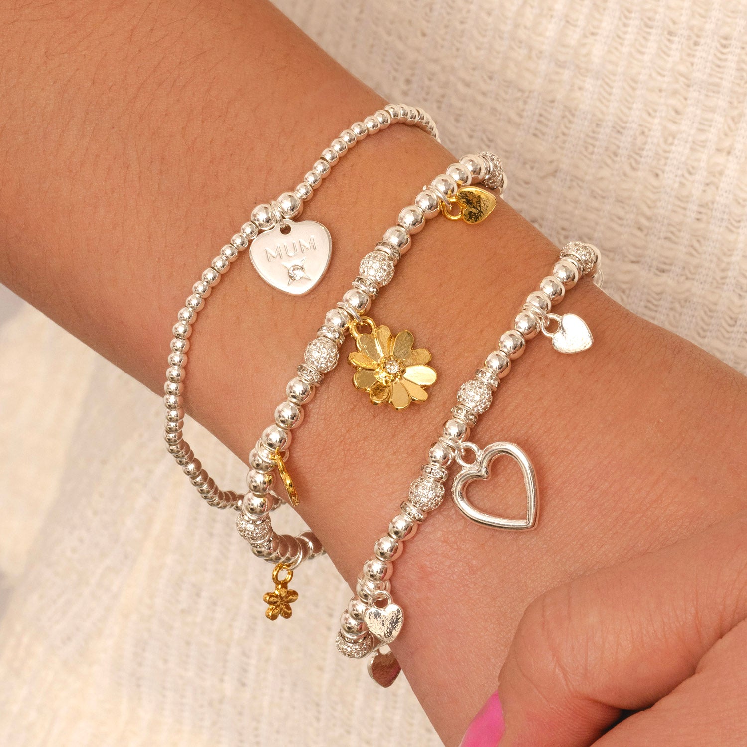 The Best Mum - heart charm bracelet in Mother&