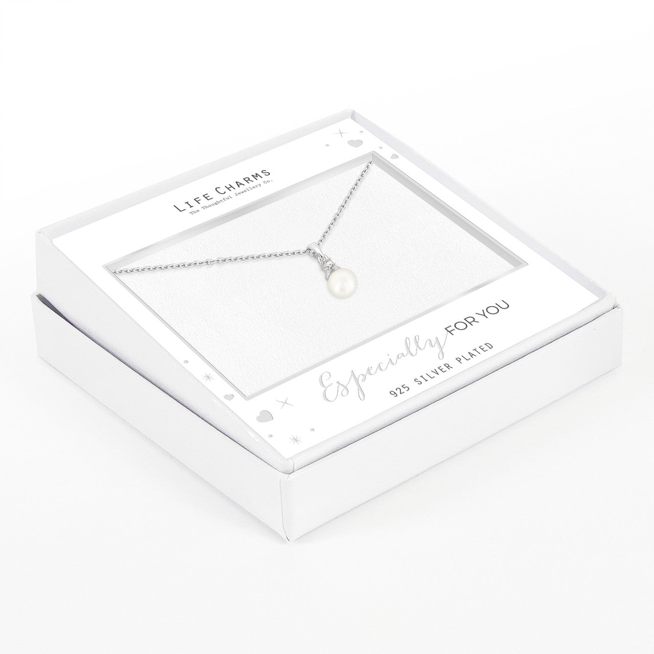 Pearl pendant necklace