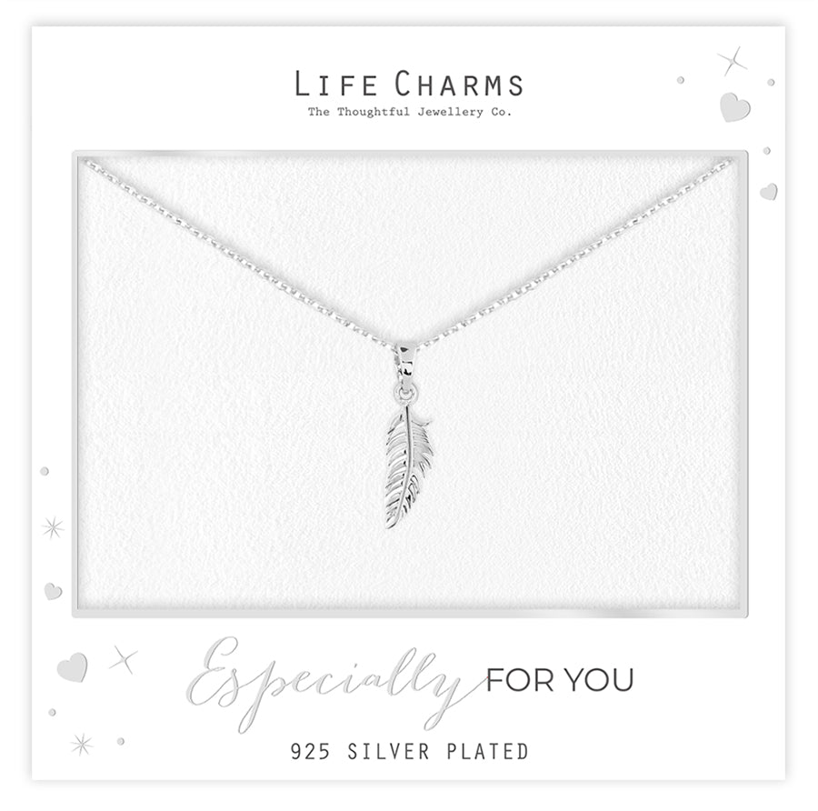 Feather pendant necklace