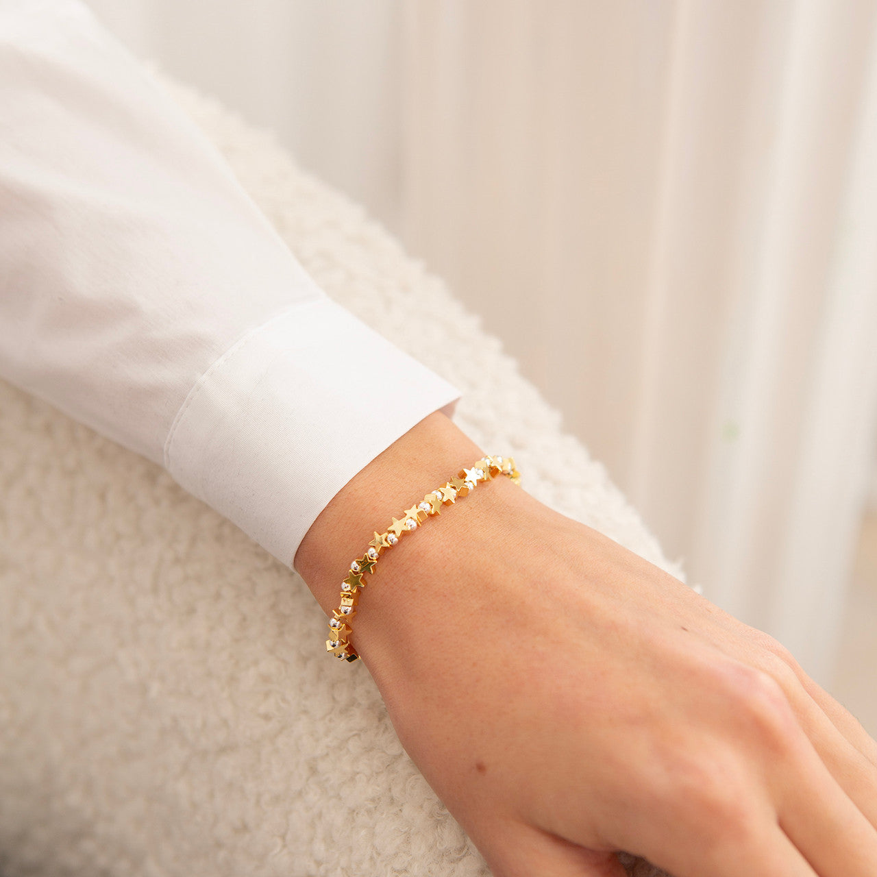 Twinkiling gold stars bracelet