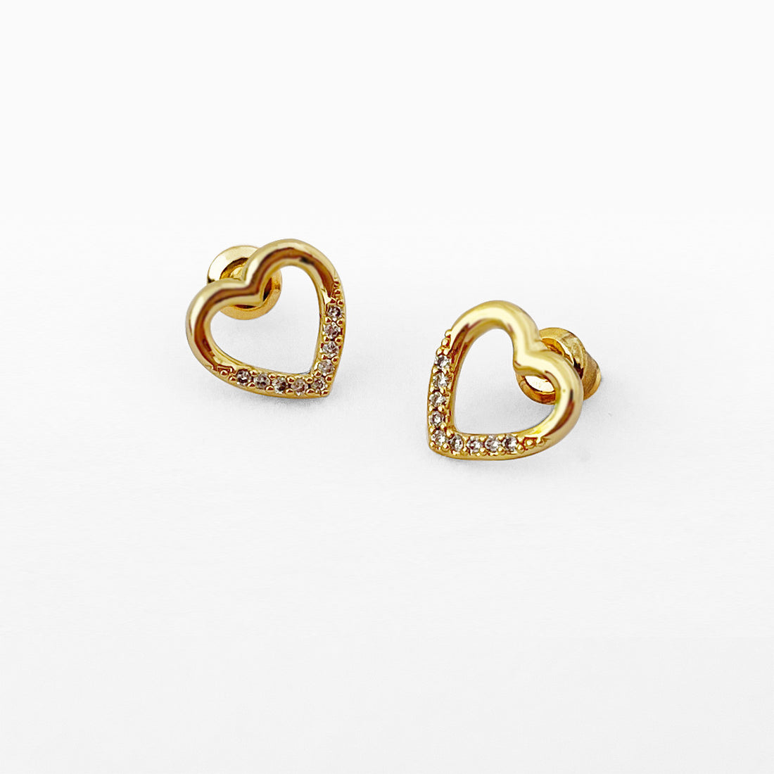 Open gold heart stud earring