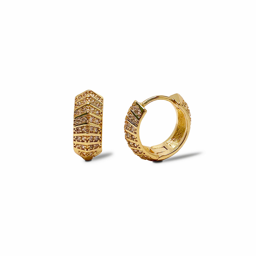 Sparkling huggie hoop earrings in gold