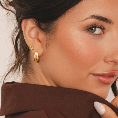 Sparkling drop earrings in gold