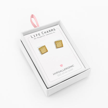 Honeycomb square studs in gold