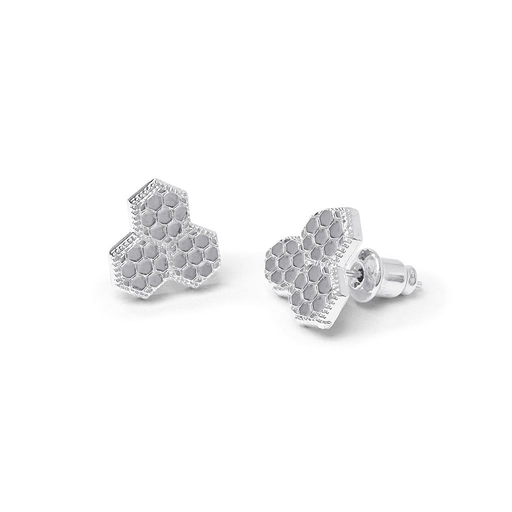 Honeycomb studs in silver